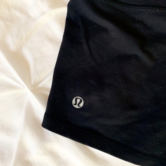 Lululemon shorts - Picture 3 of 4